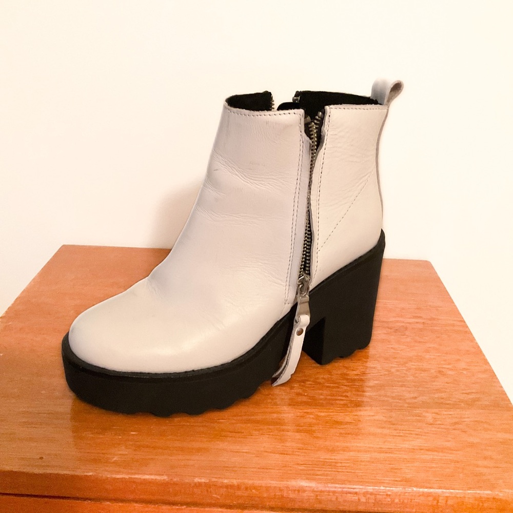 Steve Madden white leather platform boots